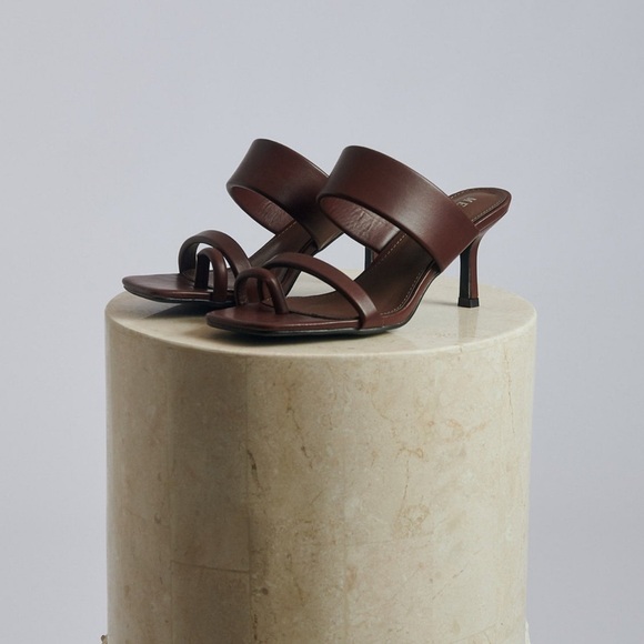 THICK STRAP MULE CHOCOLATE MESHKI - Picture 3 of 5